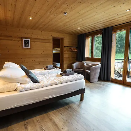 La Cascade - Le Biwak Pour 15 Personnes - Reservation